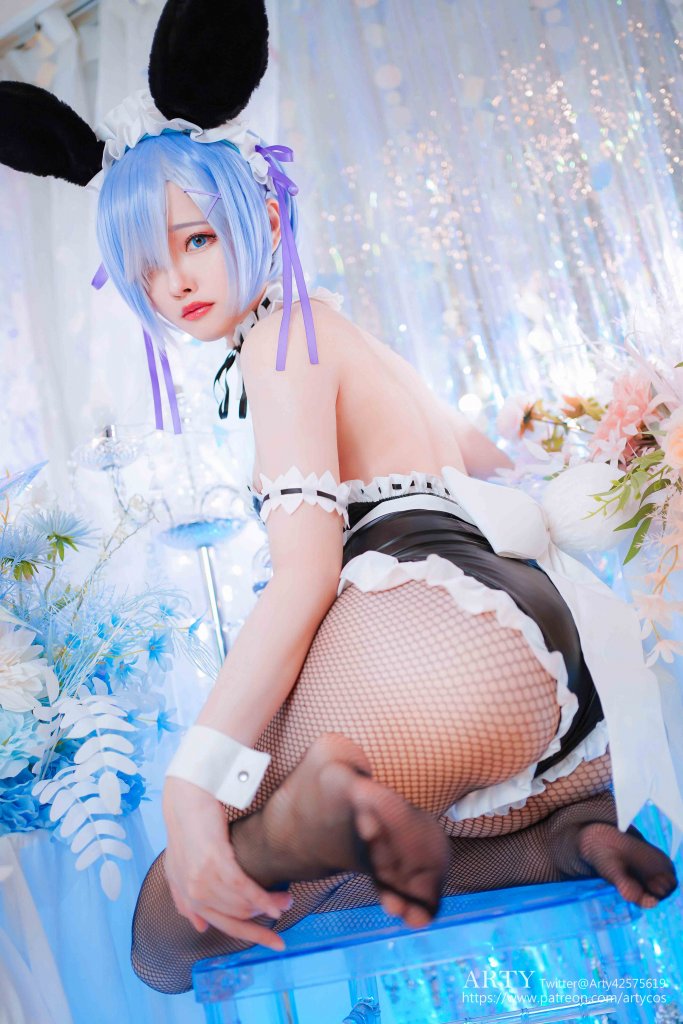 Arty亚缇新写真：REM bunny suit ver. (Re_Zero)，更新到合集，目前本合集累计收录写真16套，后续持续更新中......