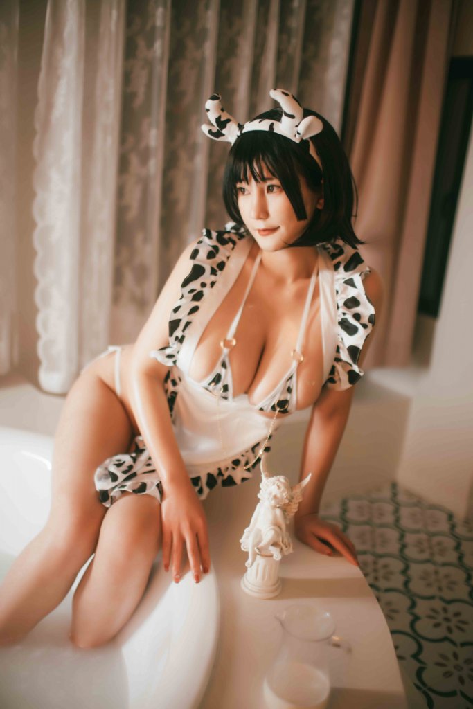 星澜是澜澜叫澜妹呀 -  乳牛女仆 [42P1V-1.11GB]

