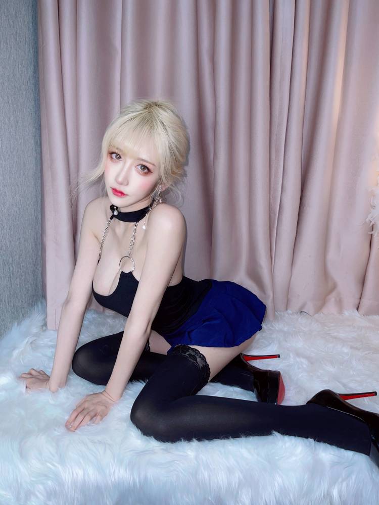 啾小妍写真集,目前本合集累计收录写真4套,后续持续更新中.......